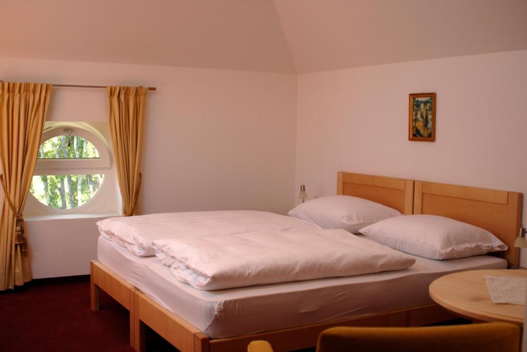 Hotel Dolomiten Collalbo Szoba fotó
